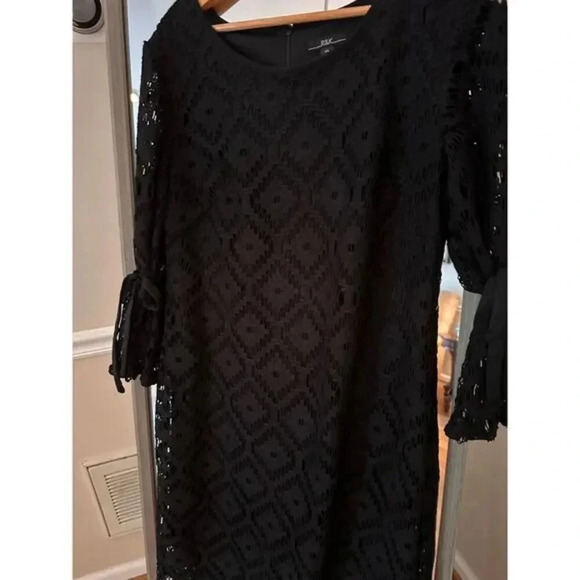 R&K Black Lace Dress Tie Sleeve Shift Cocktail Party Size 12 - Picture 6 of 9